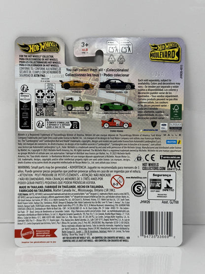 Hot Wheels Premium Boulevard #136 Ford GT 1:64 Diecast Yellow