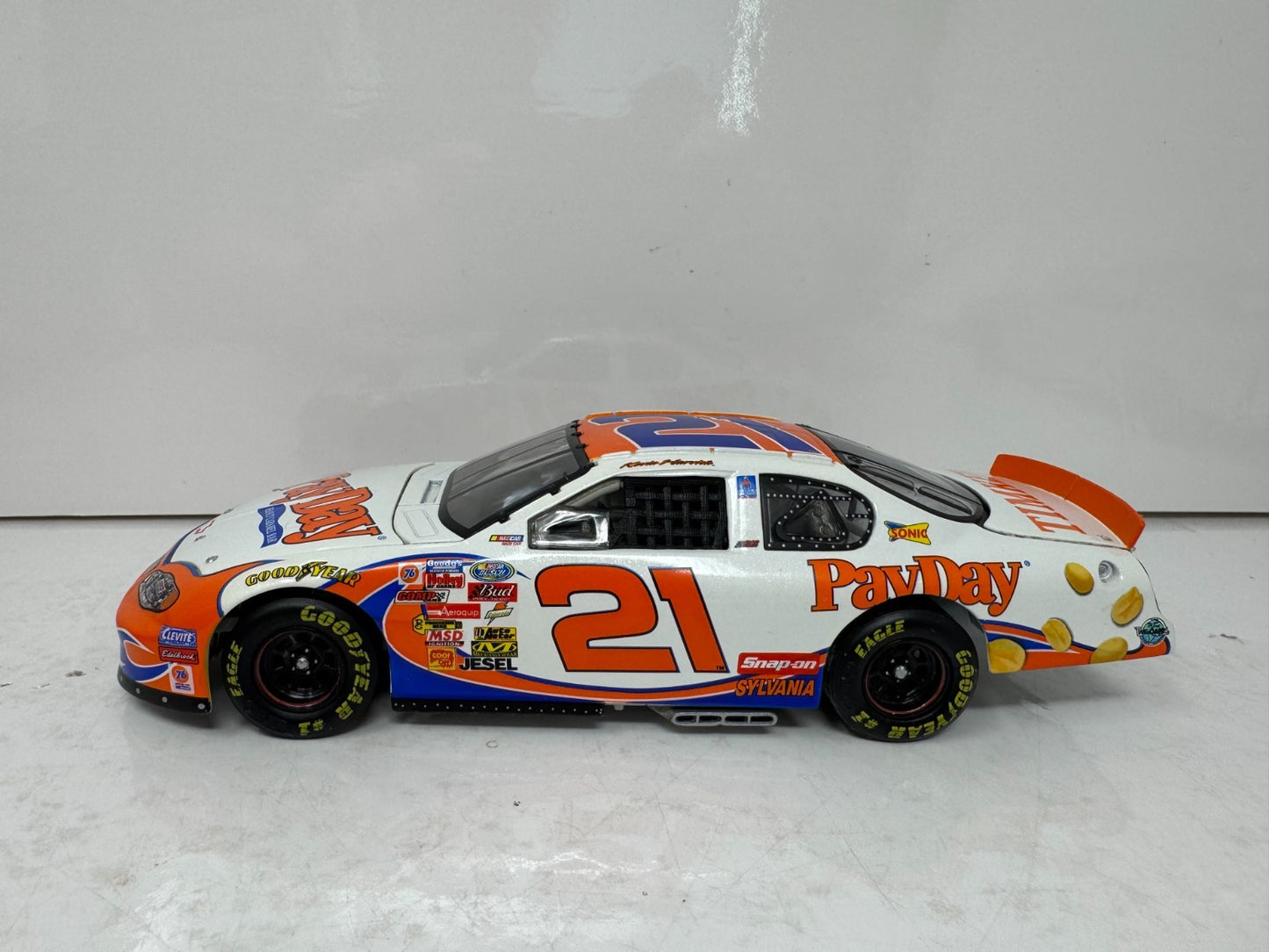 Action Nascar #21 Kevin Harvick PayDay 2003 Chevy Monte Carlo 1:24 Diecast
