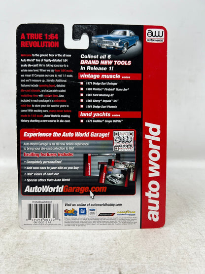 Auto World  1971 Dodge Dart Swinger Vintage Muscle 1:64 Scale Diecast