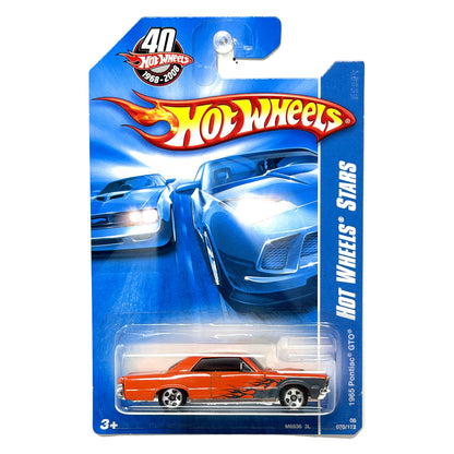 Hot Wheels Hot Wheels Stars 1965 Pontiac GTO 1:64 Diecast Orange