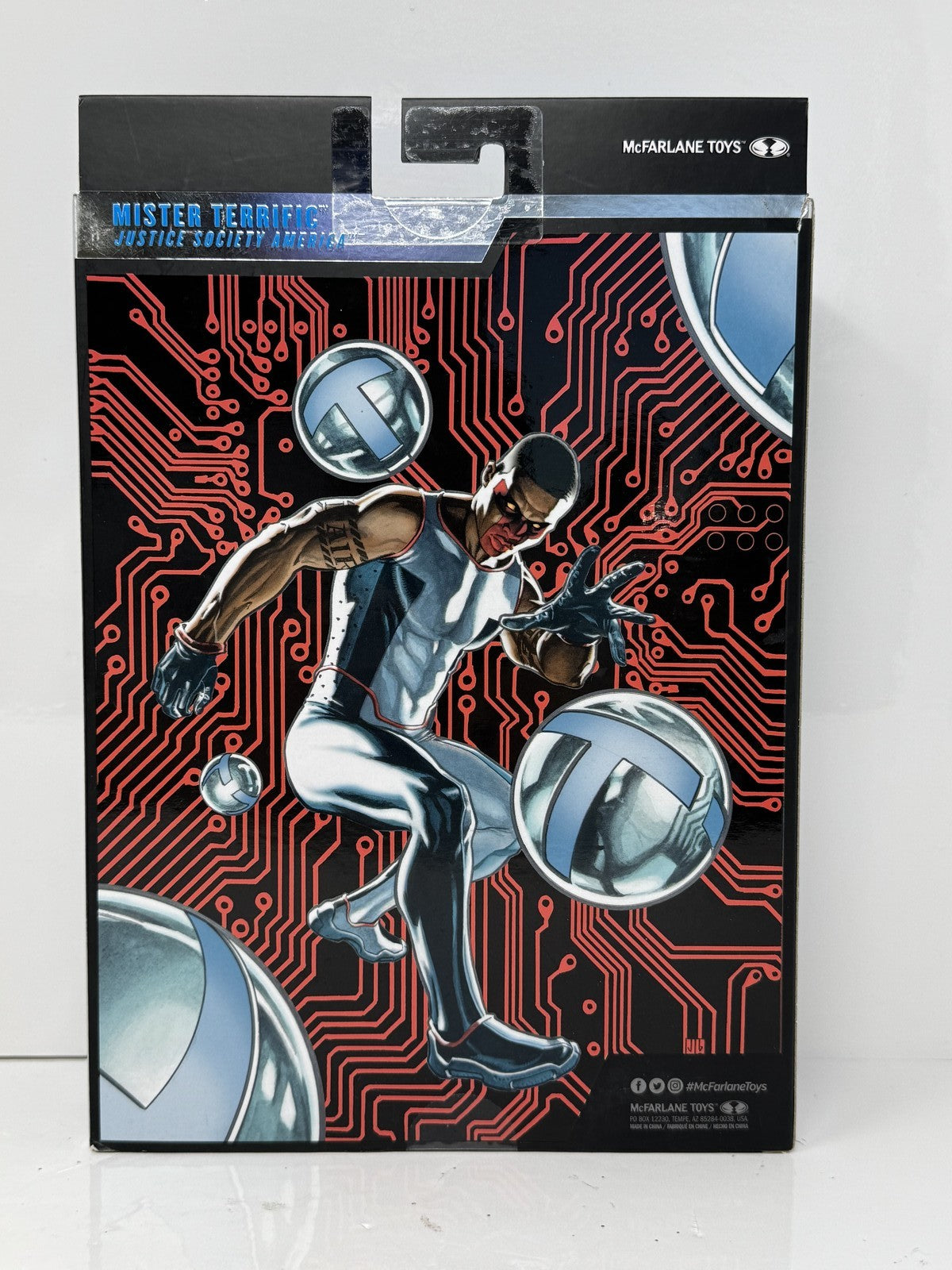 McFarlane DC Multiverse JSA Mister Terrific Platinum Edition Action Figure