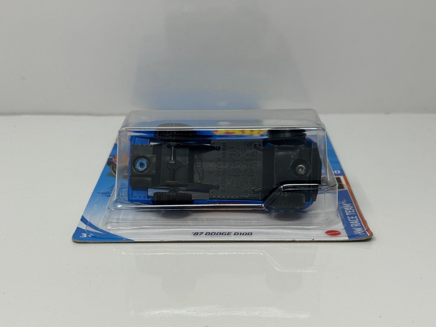 Hot Wheels Race Team 1987 Dodge D100 1:64 Diecast V2