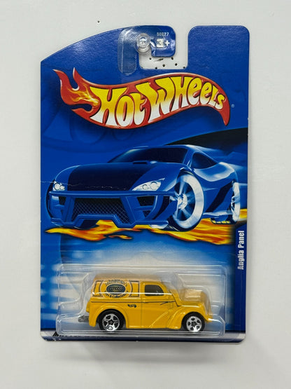 Hot Wheels Anglia Panel 1:64 Diecast