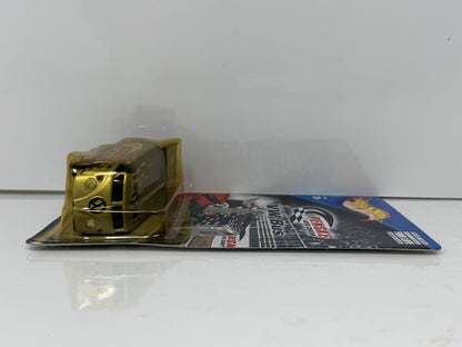 Hot Wheels Penske Auto Center Volkswagen Drag Bus 1:64 Diecast
