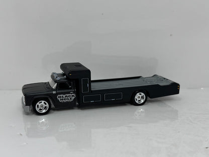 Hot Wheels Premium Boulevard 1971 Mustang Mach 1 & Black Hole Hauler 164 Diecast
