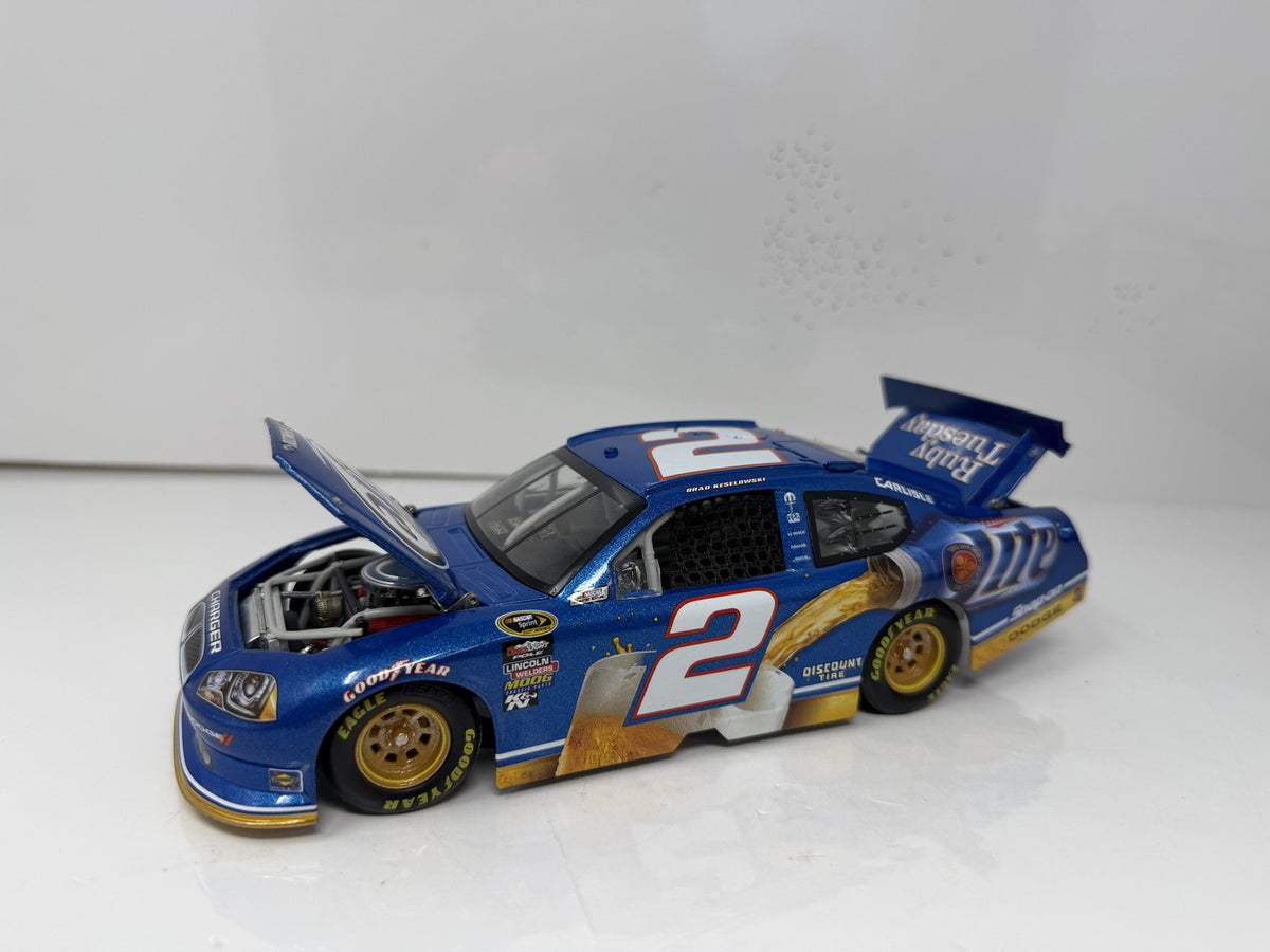 Lionel Nascar Brad Keselowski #2 Miller Lite 2011 Dodge Charger 1:24 Diecast