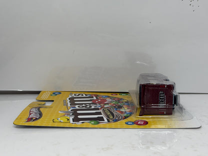 Hot Wheels M&M's Smokin' Grille 1:64 Diecast Real Riders