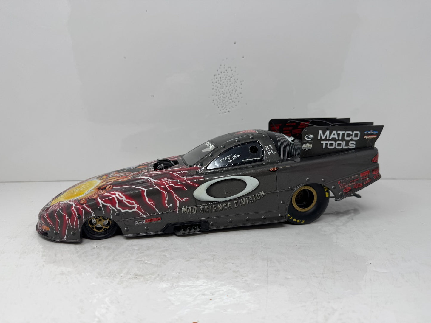 Milestone Scotty Cannon NHRA Oakley Mad Science Idea Car Funny Car 1:16 Scale