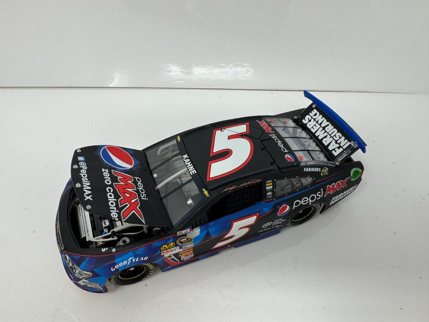 Lionel NASCAR Kasey Kahne #5 Pepsi Max 2013 Chevrolet SS 1:24 Diecast