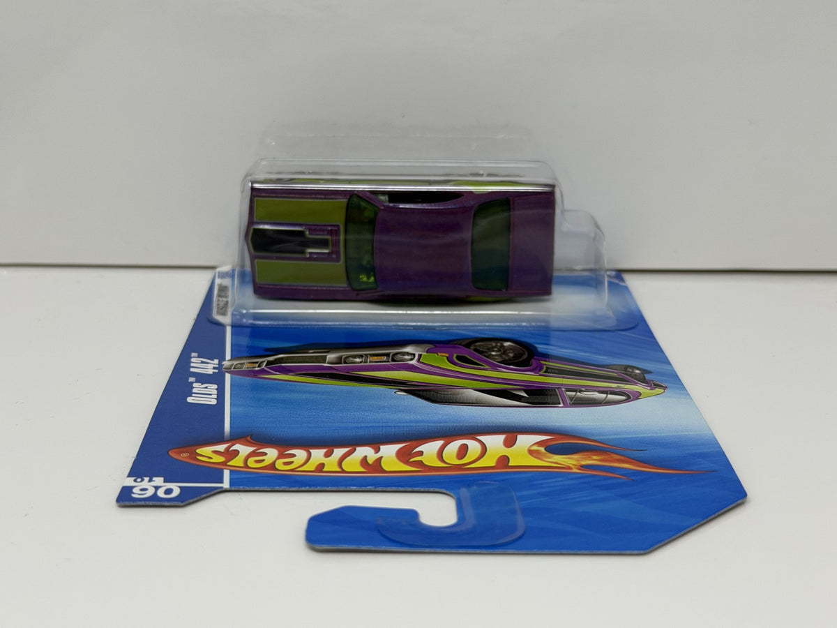 Hot Wheels Muscle Mania Oldsmobile 442 1:64 Diecast