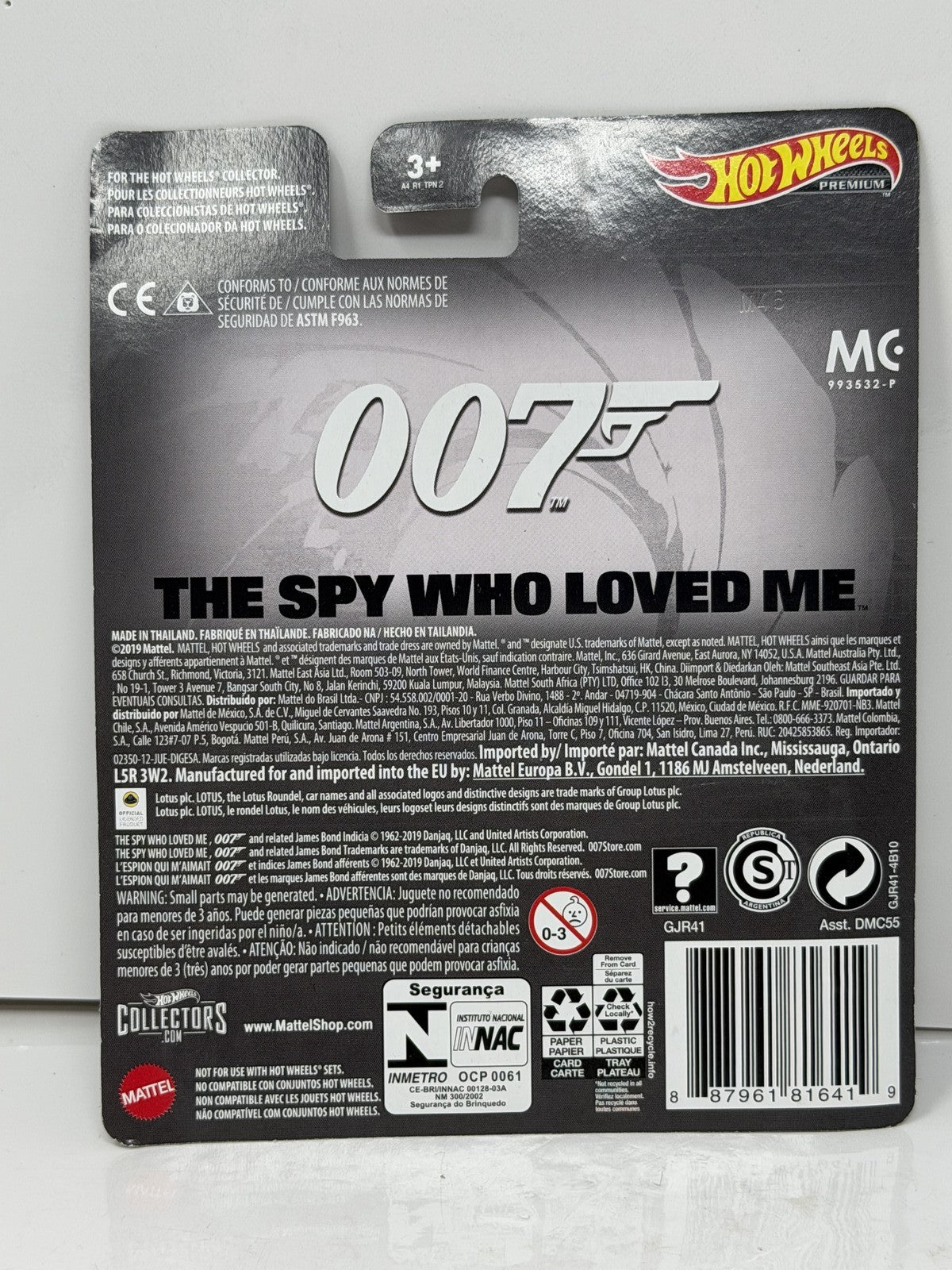 Hot Wheels Premium 007 James Bond Lotus Esprit S1 1:64 Real Riders
