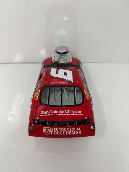 Action NASCAR Muscle Machines Kasey Kahne #9 Dodge Dealers 1:24 Diecast