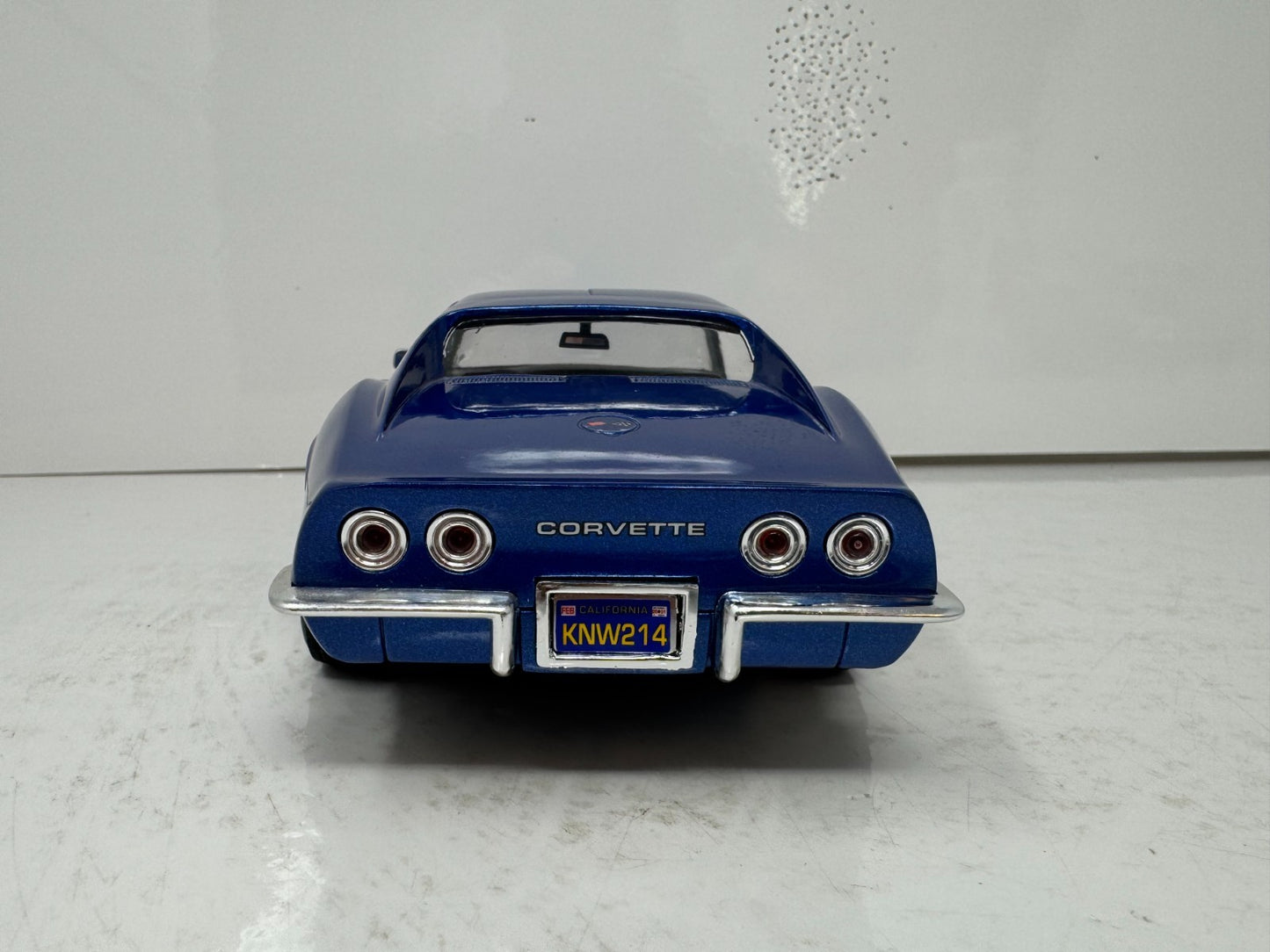 Hot Wheels 100% Series 1969 Chevrolet Corvette 1:18 Diecast