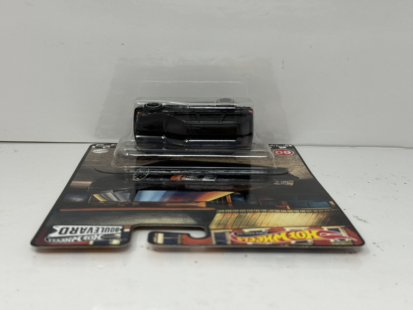 Hot Wheels Premium Boulevard #60 Mercedes-Benz AMG E 36 Estate 1:64 Diecast