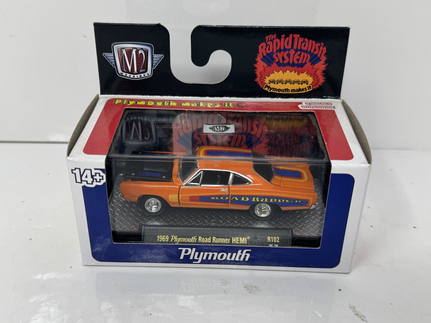M2 Machines 1969 Plymouth Road Runner HEMI 1:64 Diecast
