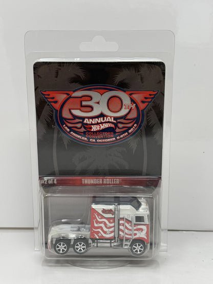 Hot Wheels 2016 30th Collectors Convention Thunder Roller 1:64 Diecast 0724/2600
