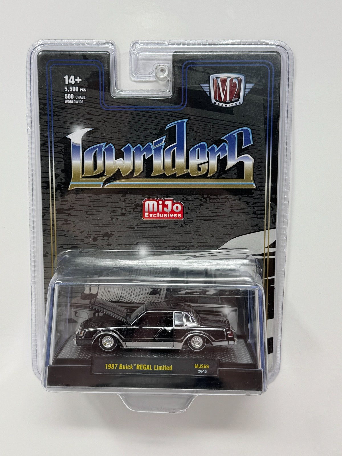 M2 Machines Lowriders 1987 Buick Regal Limited 1:64 Diecast