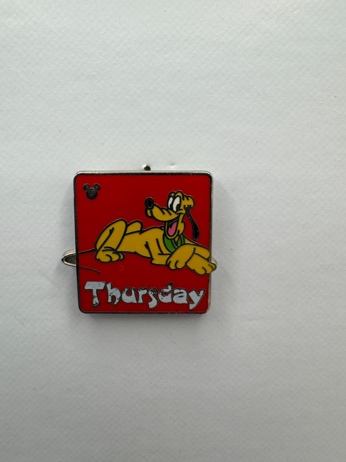 WDW Disney Thursday Pluto Days of the Week Hidden Mickey Trading Pin DC1S10