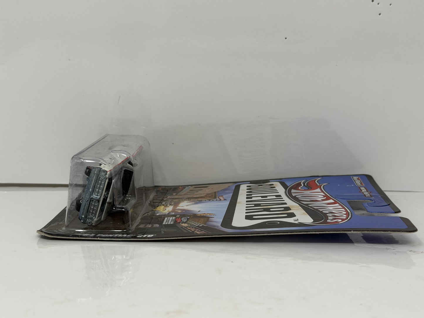 Hot Wheels Boulevard 1964 Pontiac GTO 1:64 Diecast Real Riders
