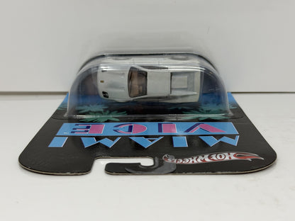 Hot Wheels Retro Entertainment Miami Vice Ferrari 512 M 1:64 Diecast