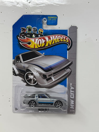Hot Wheels Treasure Hunt Mazda RX-7 1:64 Diecast