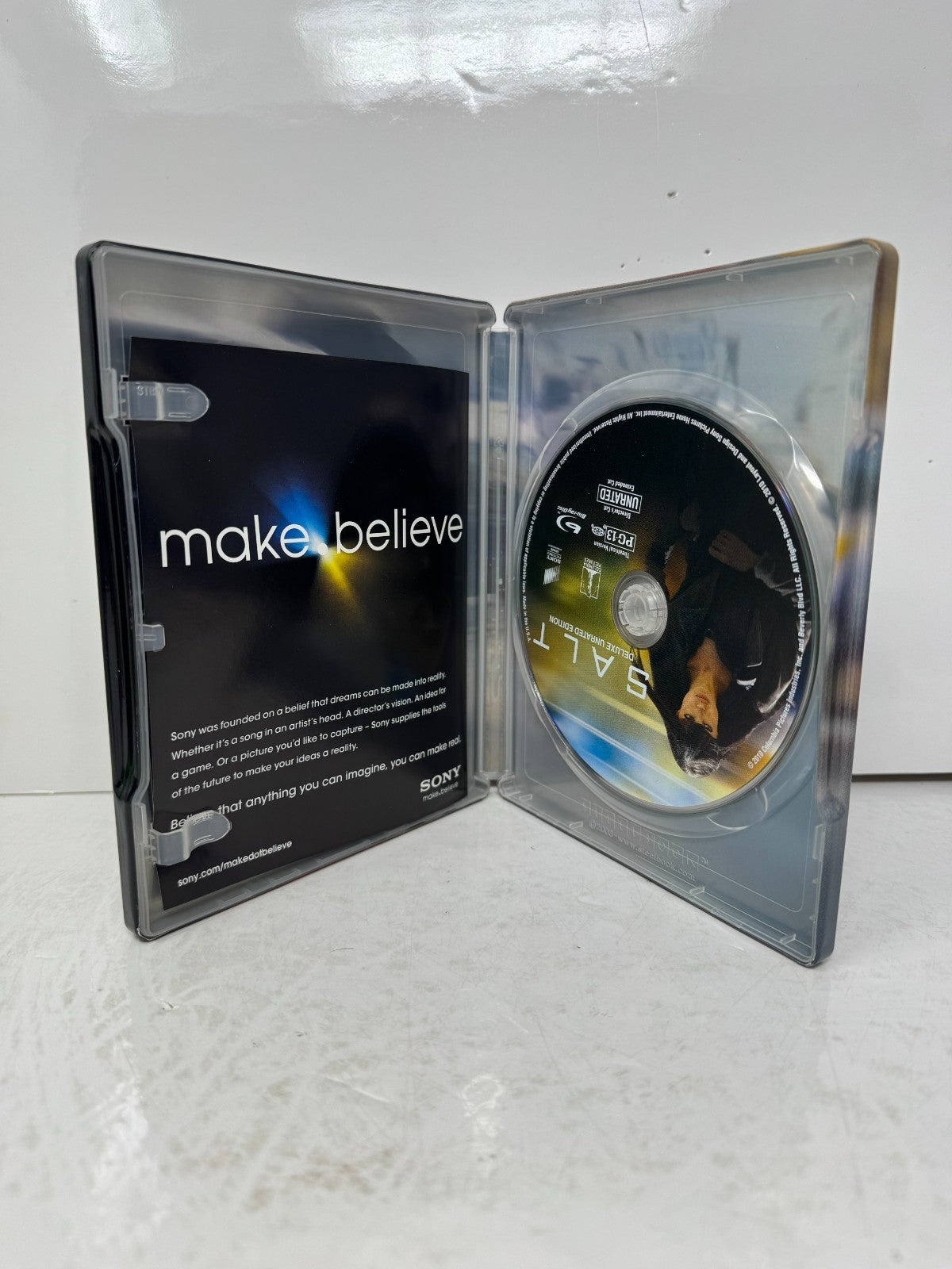 Salt (Blu-ray) Steelbook Angelina Jolie Action Good Condition!!!