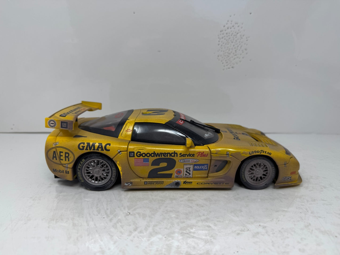 Action Racing #2 Ron Fellows GM 2001 Corvette C5R RACED VERSION 1:18 Diecast
