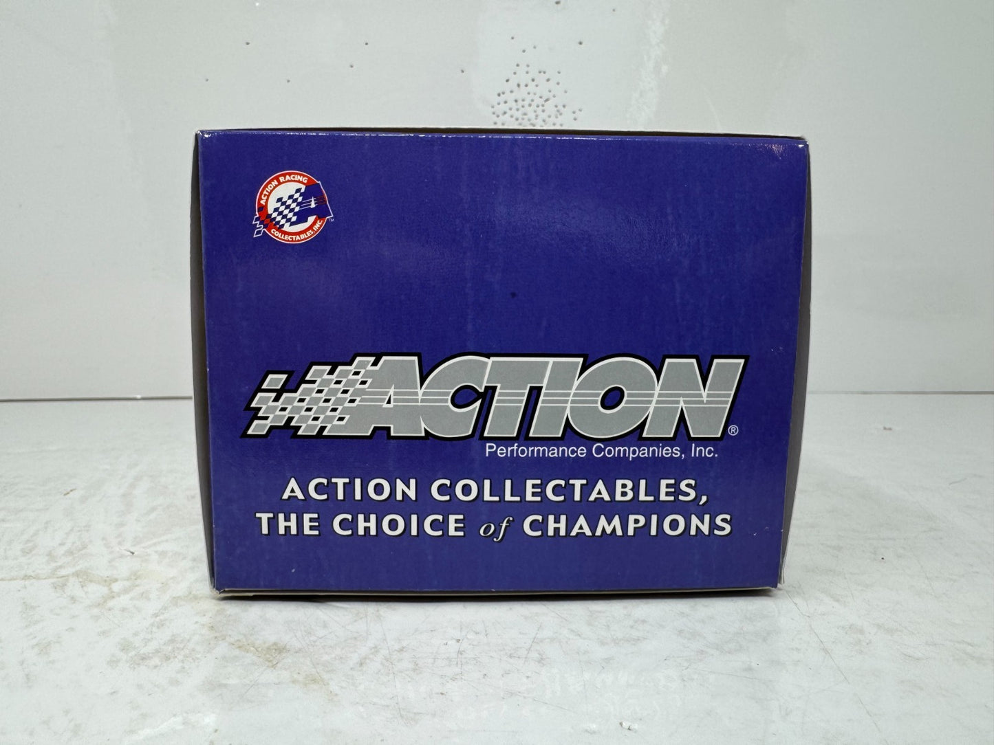 Action NASCAR #8 Dale Earnhardt Jr Budweiser 2002 Monte Carlo 1:24 Diecast
