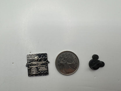 WDW Disney Sunday Pluto Days of the Week Hidden Mickey Trading Pin DC1S10