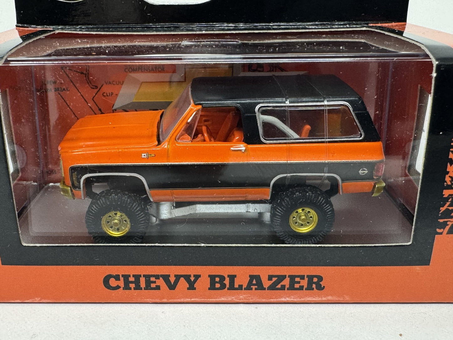 M2 Machines Chevrolet 1974 Chevy K5 Blazer Chase 1:64 Diecast