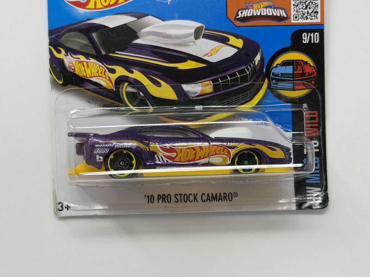 Hot Wheels Mild to Wild 2010 Chevrolet Pro Stock Camaro 1:64 Diecast Short Card