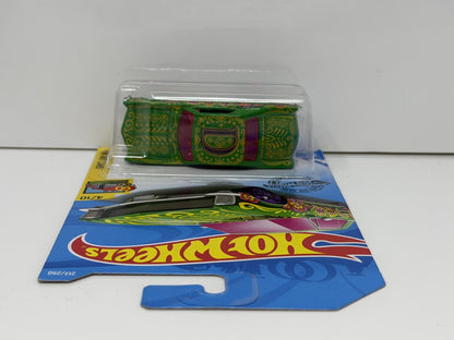 Hot Wheels HW Art Cars 1964 Buick Riviera 1:64 Diecast Green Long Card