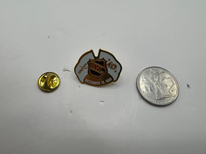 Washington Capitals vs Khimik Voskresensk December 12 1989 NHL Hockey Lapel Pin