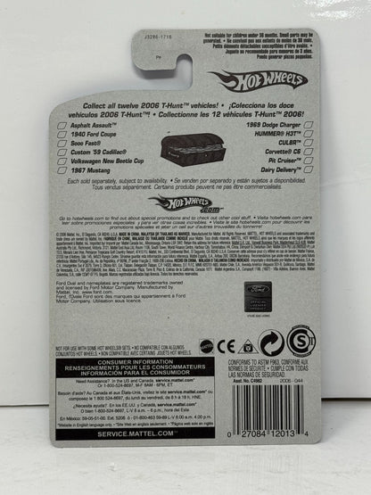 Hot Wheels T-Hunt 1967 Ford Mustang 1:64 Diecast Real Riders