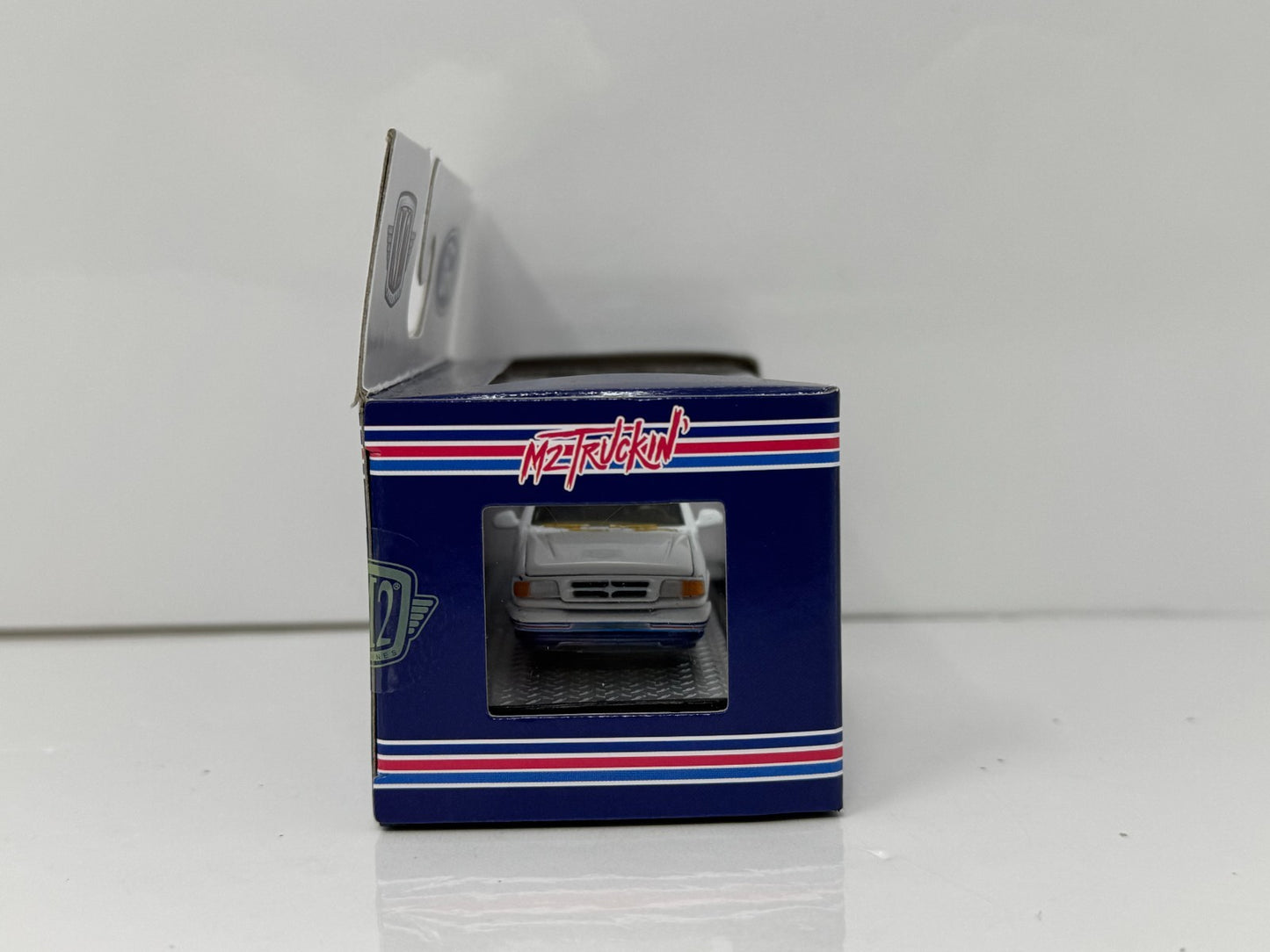 M2 Machines M2 Truckin' 1995 Ford Ranger CHASE 1:64 Diecast