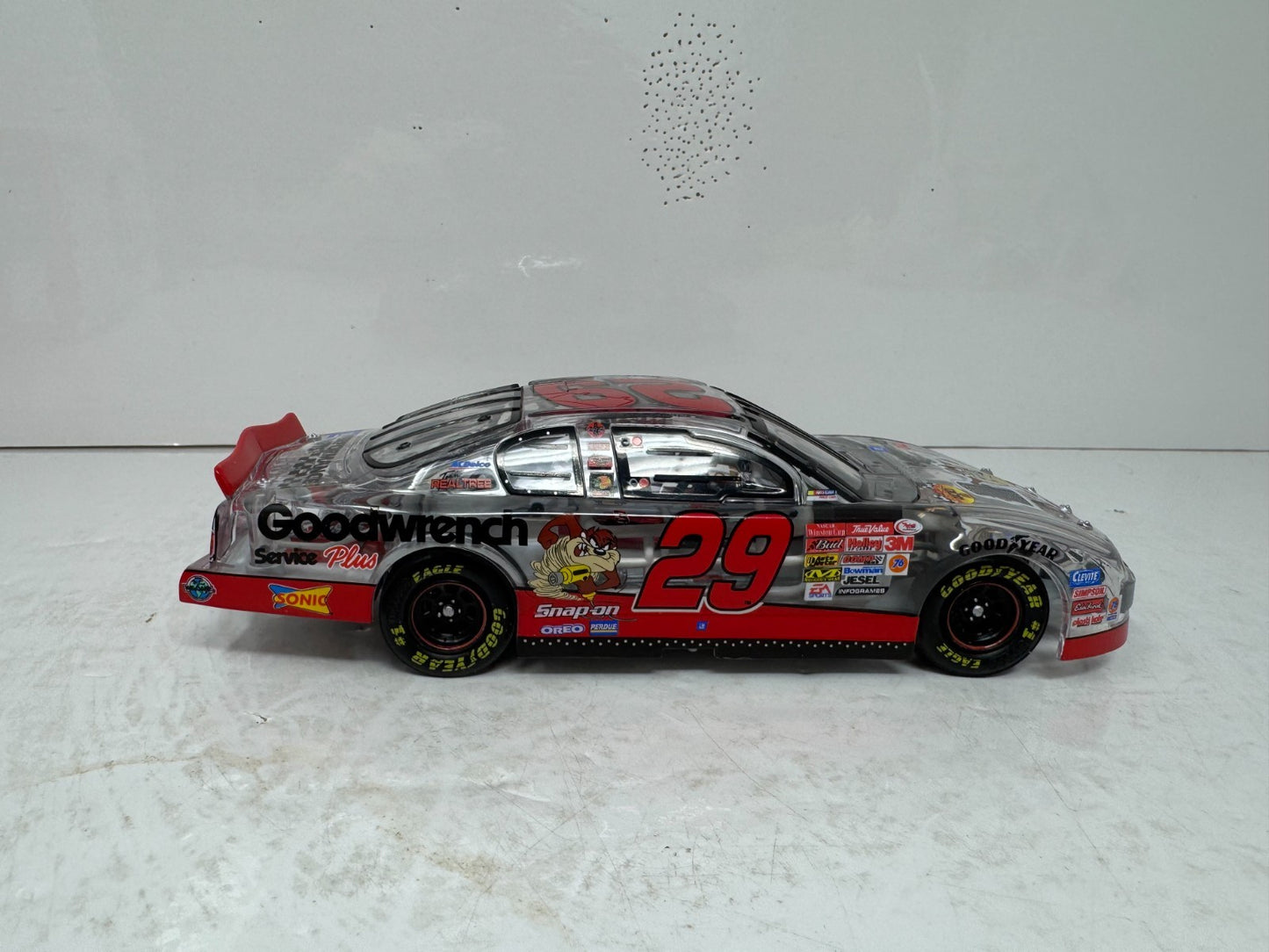 Action NASCAR #29 Kevin Harvick Looney Tunes 2001 Monte Carlo Clear 1:24 Diecast