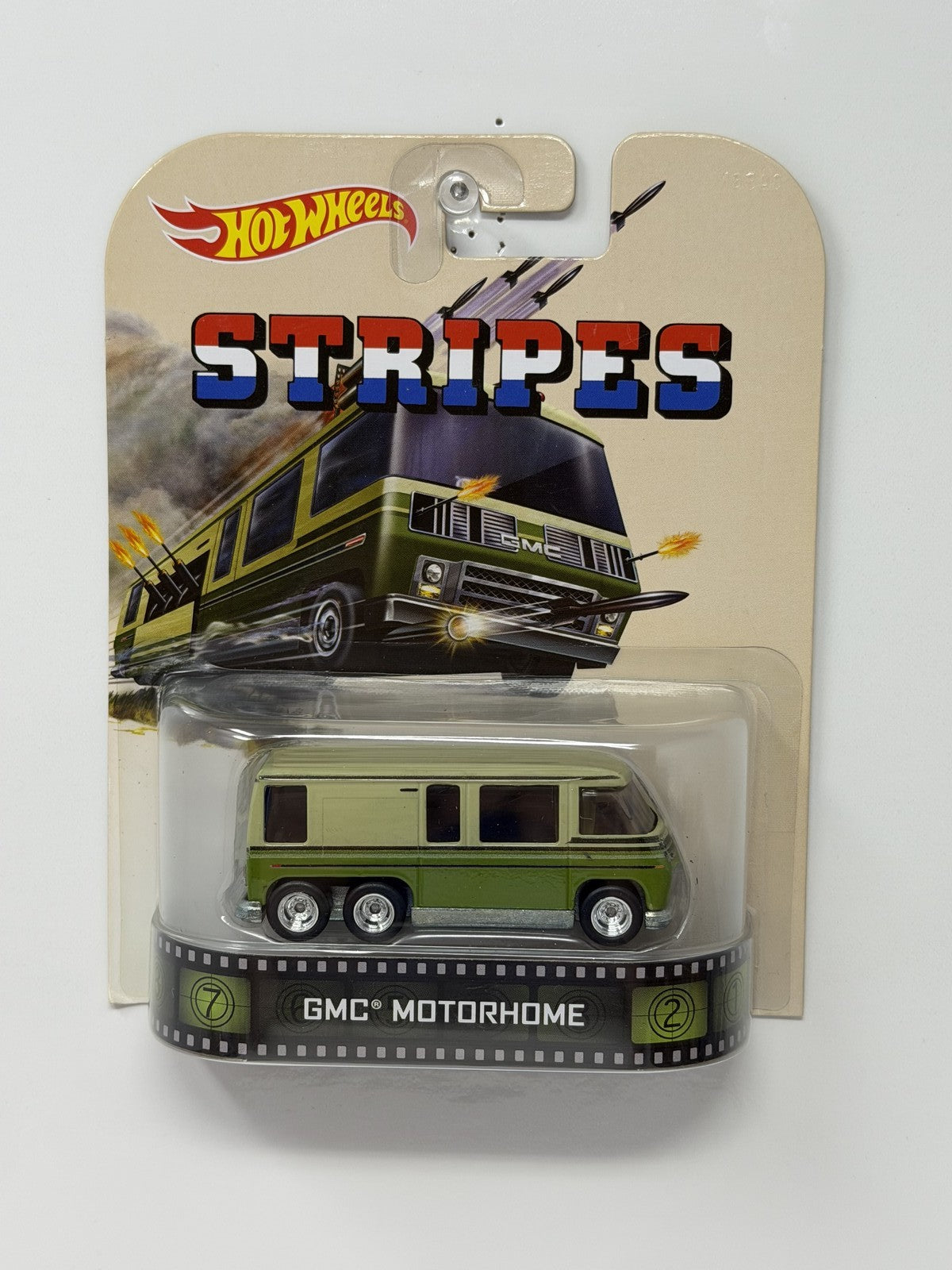 Hot Wheels Retro Entertainment Stripes GMC Motorhome 1:64 Diecast
