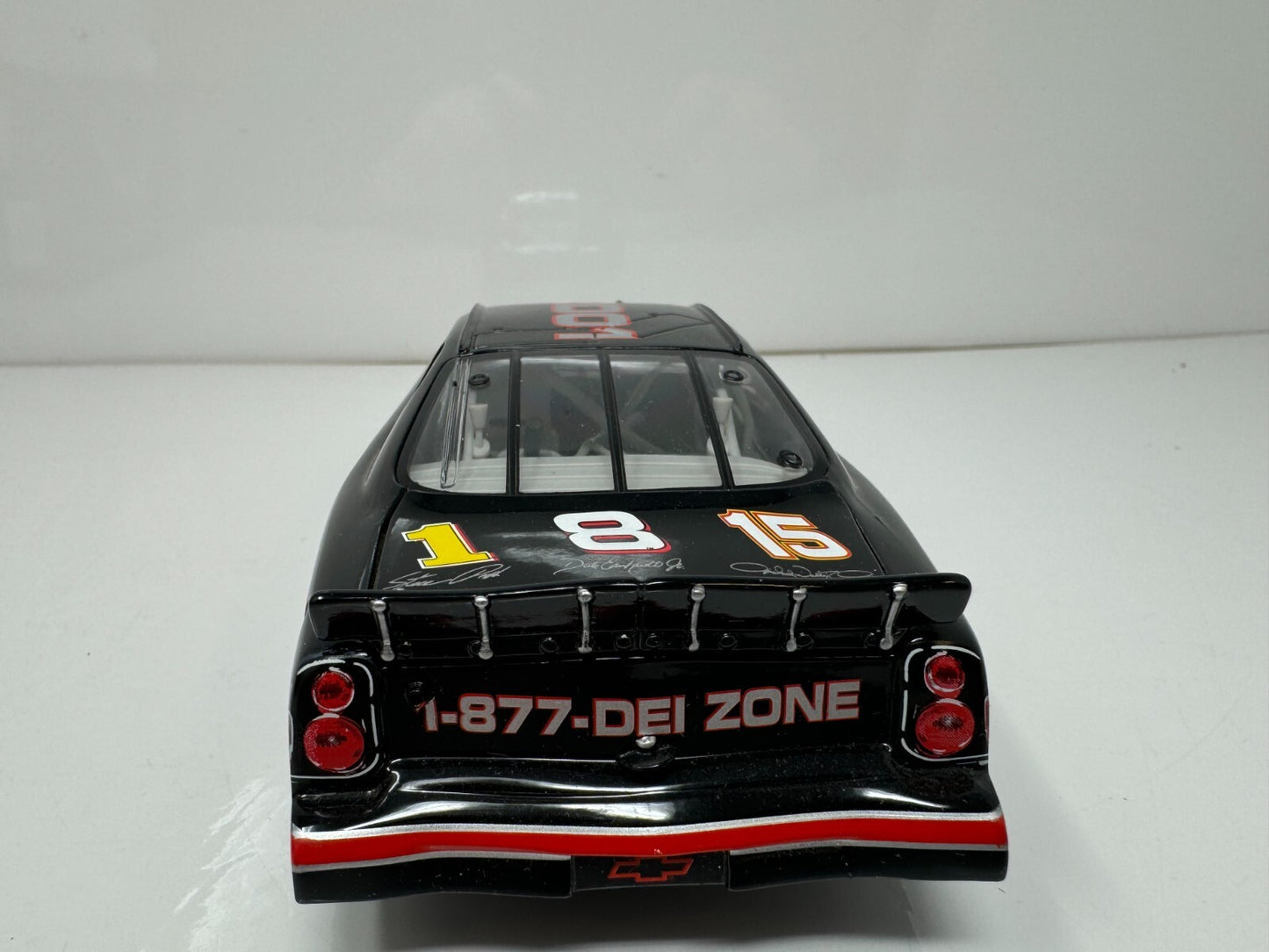 Action Nascar Dale Earnhardt Sr Pit Stop Practice Car Monte Carlo 1:24 Diecast