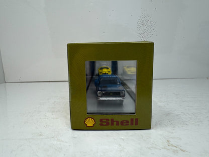 M2 Machines Shell 1977 Chevrolet Cheyenne Super 30 & Camaro IROC-Z 1:64 Diecast