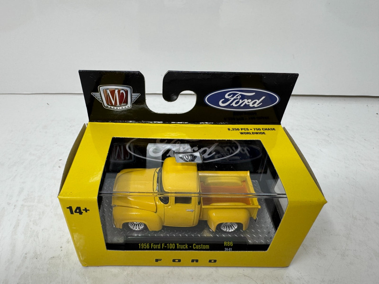 M2 Machines 1956 Ford F-100 Truck Custom 1:64 Diecast