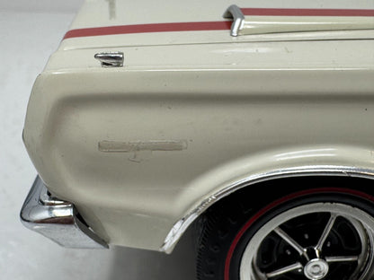 Highway 61 1967 Plymouth GTX 1:18 Diecast