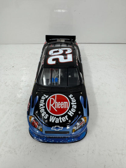 Lionel Racing Nascar #29 Kevin Harvick Rheem 2011 Chevy Impala 1:24 Diecast