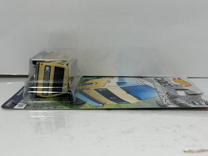Hot Wheels Cargo Carriers Volkswagen Sunagon 1:64 Diecast Real Riders