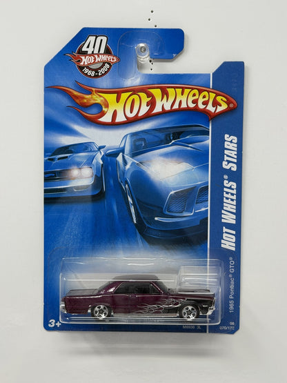 Hot Wheels Hot Wheels Stars 1965 Pontiac GTO 1:64 Diecast Purple