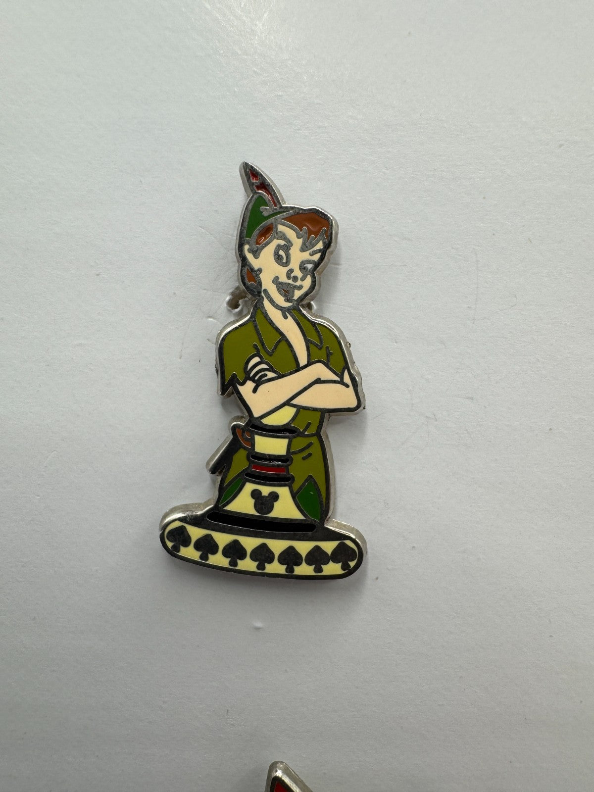 DLR Disney Peter Pan Chess Hidden Mickey Trading Pin DC1S15