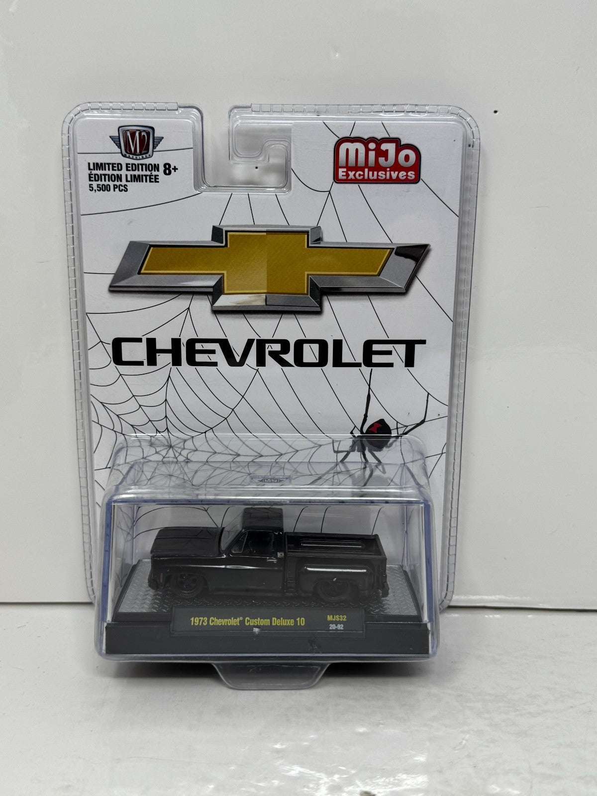 M2 Machines Black Widow 1973 Chevrolet Custom Deluxe 10 1:64 Diecast