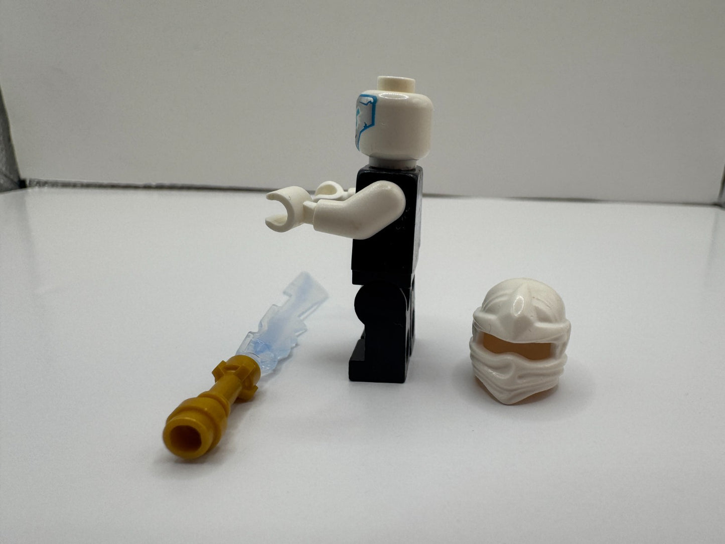 LEGO Ninjago Airjitzu Flyer Zane Minifigure 70742