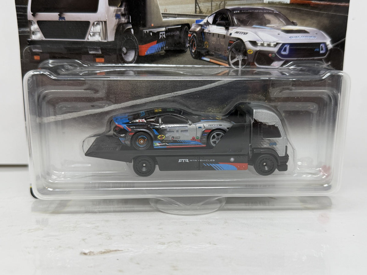 Hot Wheels Premium Team Transport #90 2024 Ford Mustang RTR 1:64 Diecast