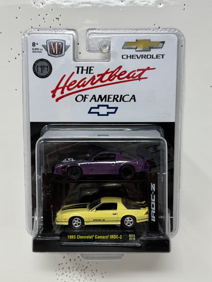 M2 Machines Auto Lift 1985 Chevrolet Camaro IROC-Z 2-Pack 1:64 Diecast