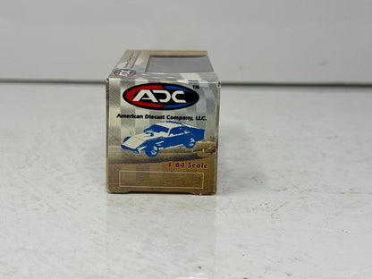 ADC World of Outlaws #05 Dirt Late Model 1:64 Diecast Car Limited Edition
